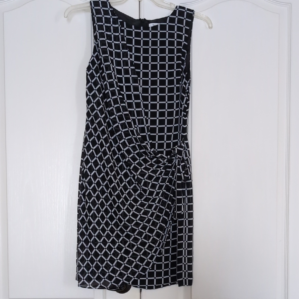 White House Black Market Black and White Sheath Mini Dress